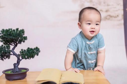 东至满月宝宝头围多少正常